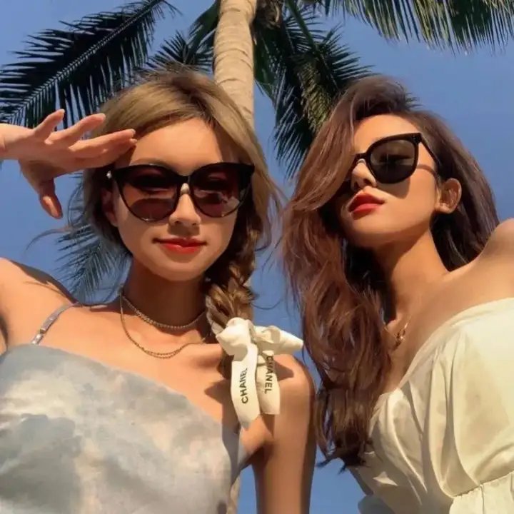 雾中湖